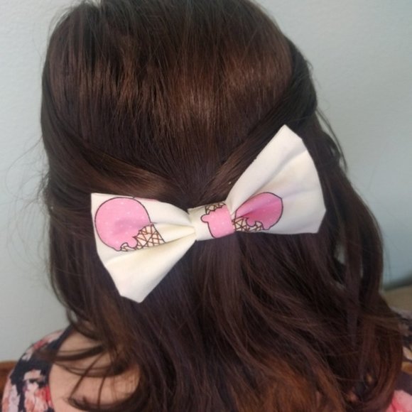 🎀BOGO👧 Ice Cream Cone Hair Bow - Picture 3 of 6